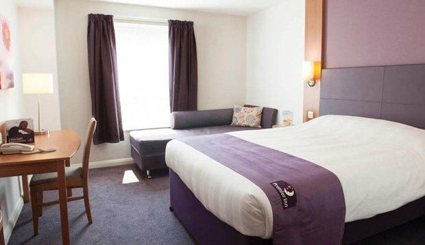 Premier Inn Swanley Екстериор снимка